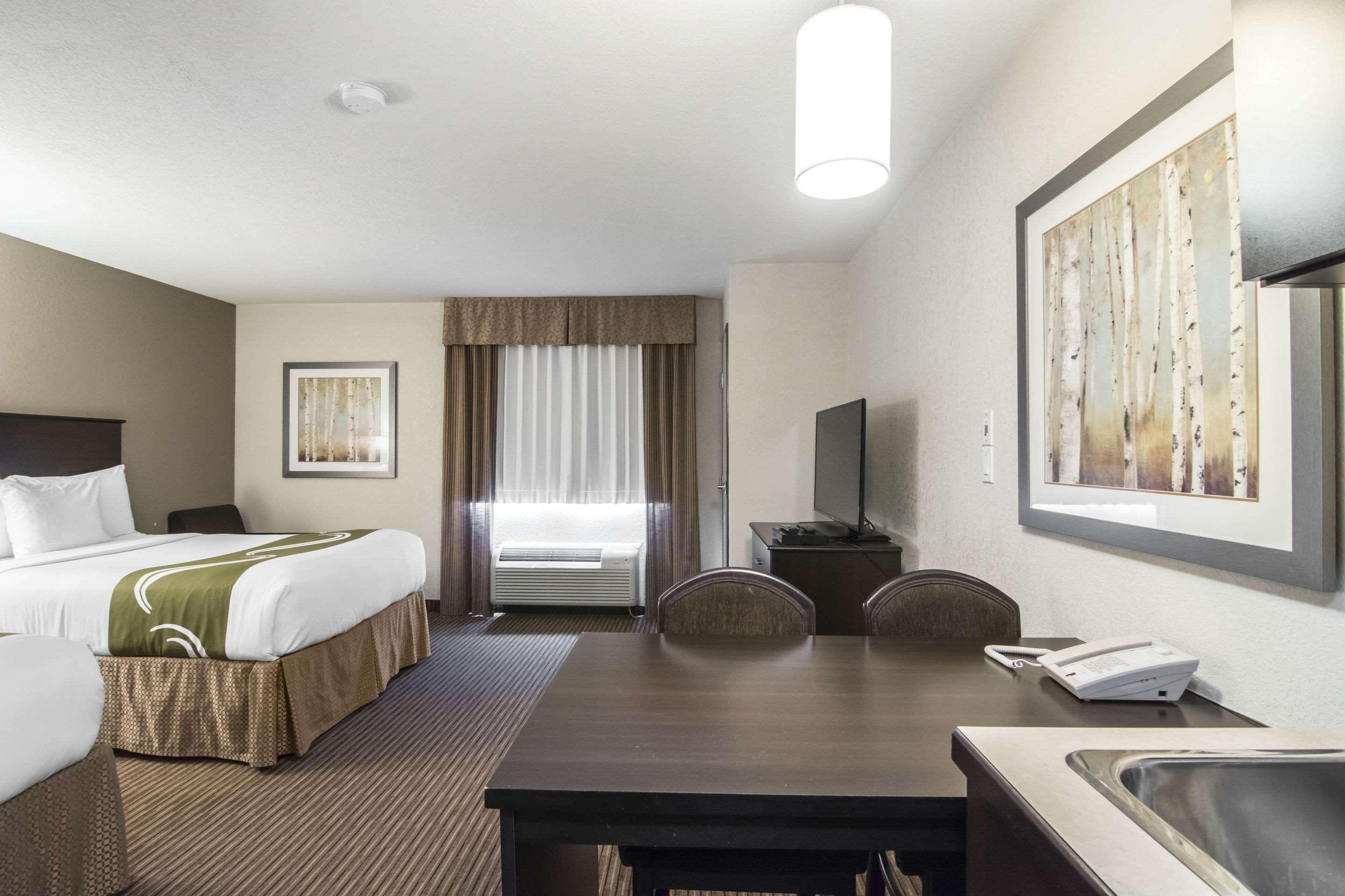 Quality Inn & Suites תומפסון מראה חיצוני תמונה